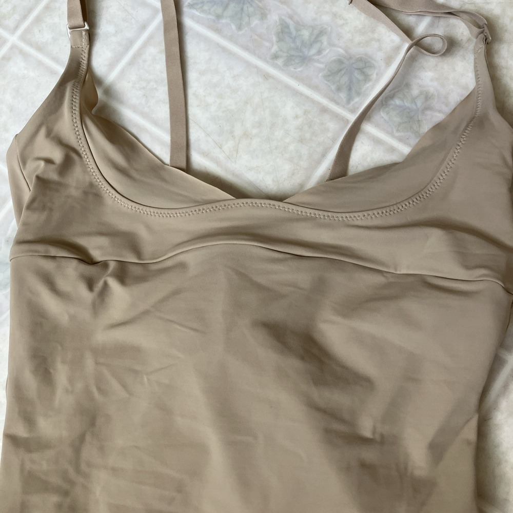 Flexees Nude Take Inches Off Shapewear Slip Wear Your Own Bra Small NWOT 2541 - Picture 3 of 7